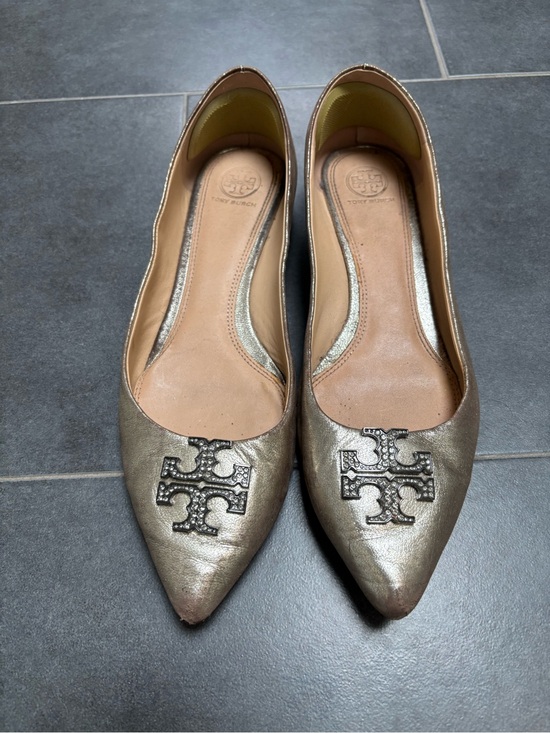 Tory Burch Shoes - Tory Burch Metallic Pointed Toe Logo Flats